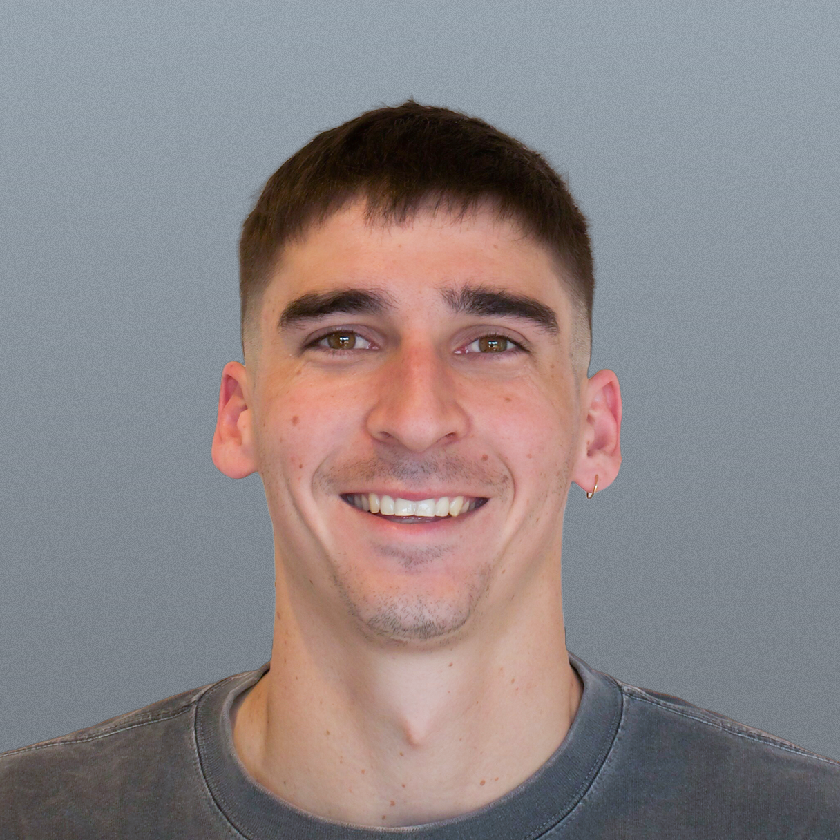 Max Valenzuela